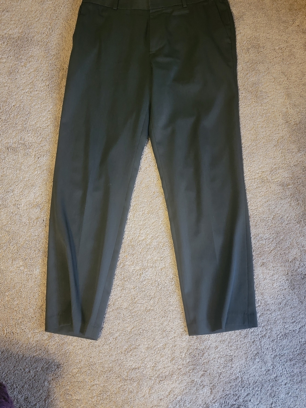 Van Heusen Men's Dark Gray Dress Pants